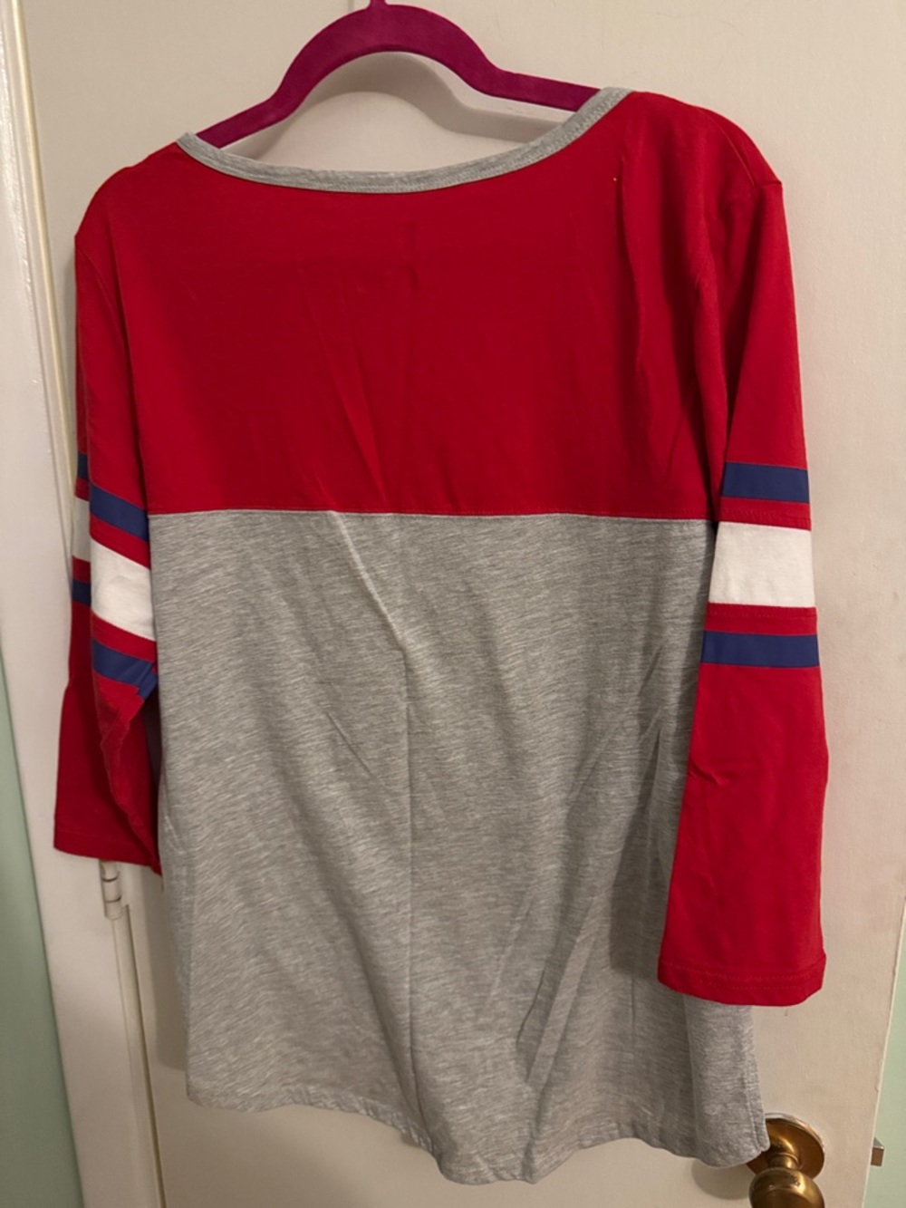 NBA UltraGame Philadelphia 76ers Sixers Red, Gray & Blue Long Sleeve Tee - Picture 6 of 6